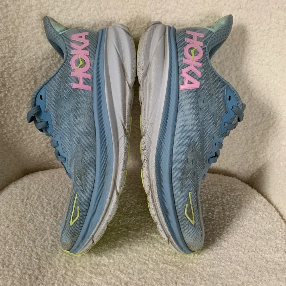 Hoka Clifton 9 Sneakers Women's Size 7.5 B Dusk/ Pink Twilight 1127896-DNK